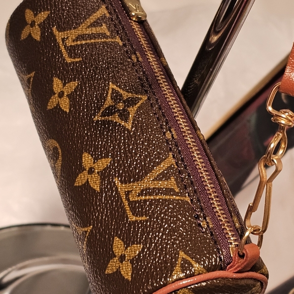 Louis Vuitton Monogram Mini Papillon Barrel Bag with COA - Picture 14 of 16